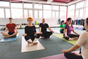 FrohFit_Funktionelles Gruppentraining_Gesundheitsförderung_Präventation_Yoga